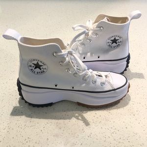 Converse Run Star Hike - Size 7 - NEW